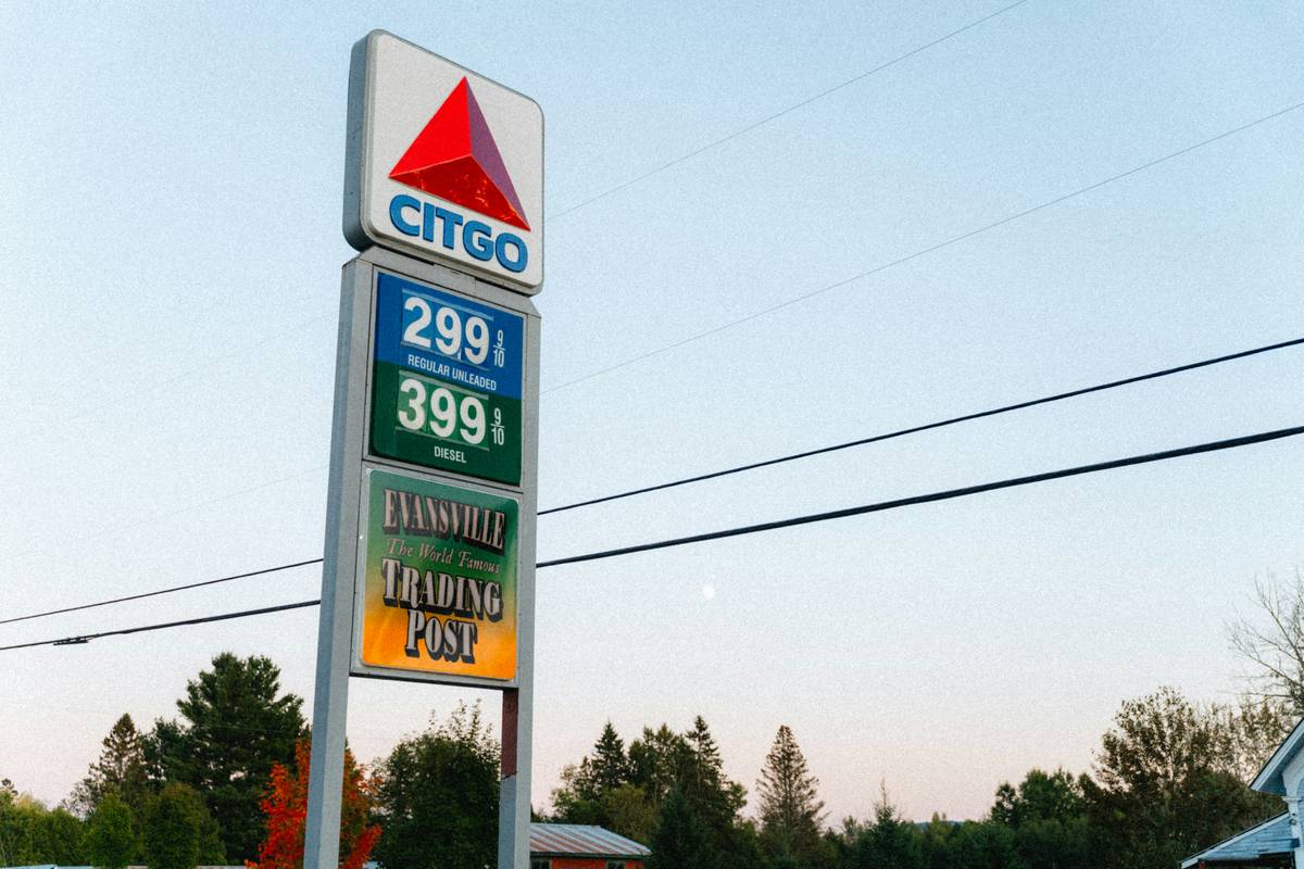 Screenshot showing popular budget-friendly apps on smartphone screen