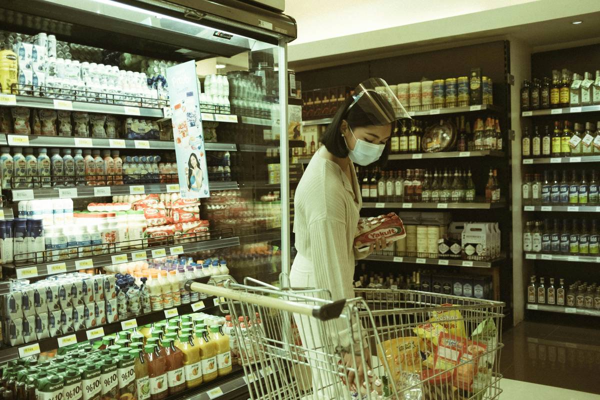 Tops Mindful Spending Ideas: Budget-Friendly Shopping Tips for Health & Wellness Enthusiasts