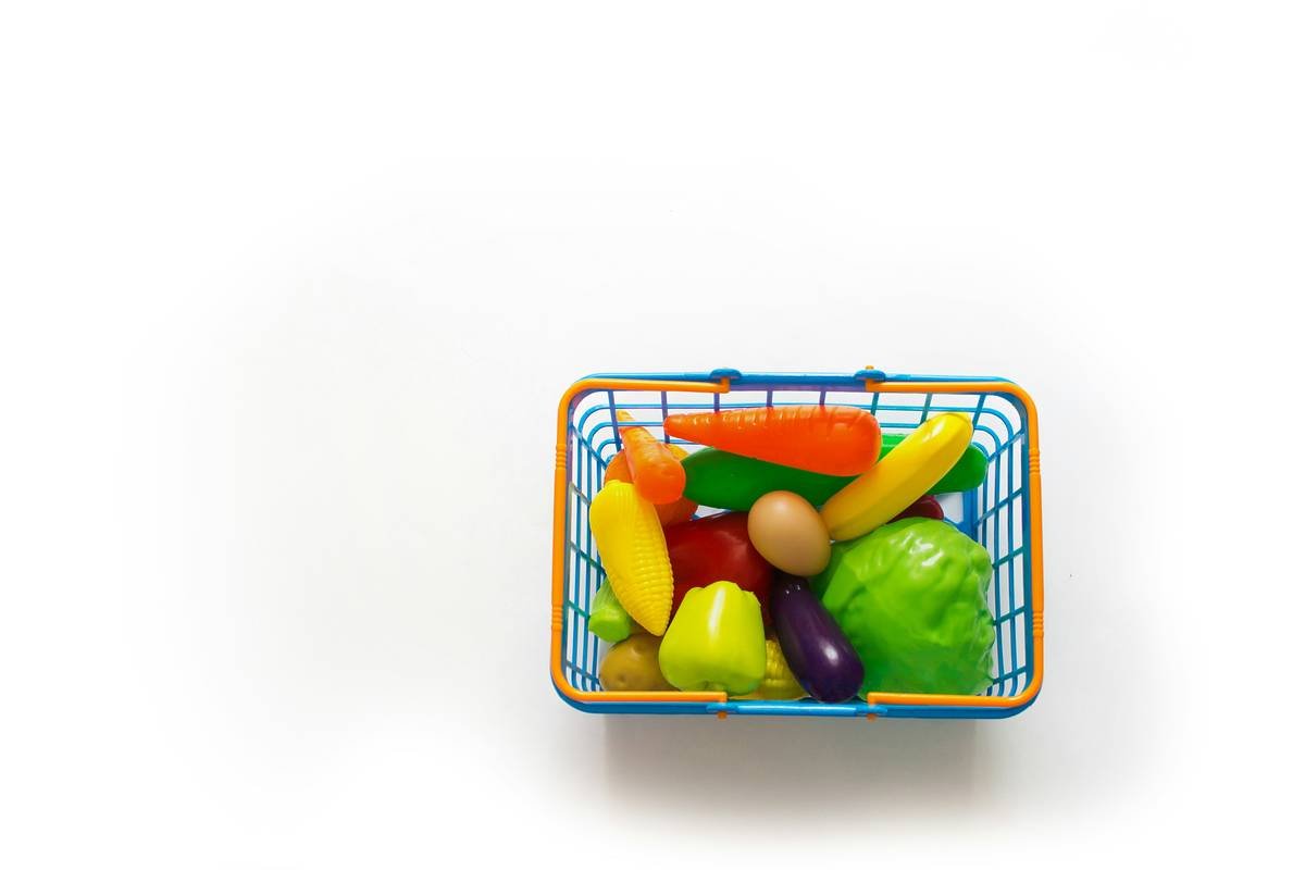 How to Build a Budget Friendly Grocery List That Actually Saves You Money at Tops Friendly Markets